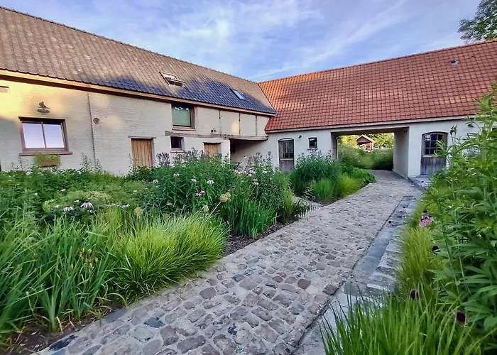 Nachtegael Hoekhuis, Knusse Woning Met Prachtig Vergezicht